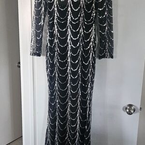 Glamorous Long Sleeve Black and Silver Dress